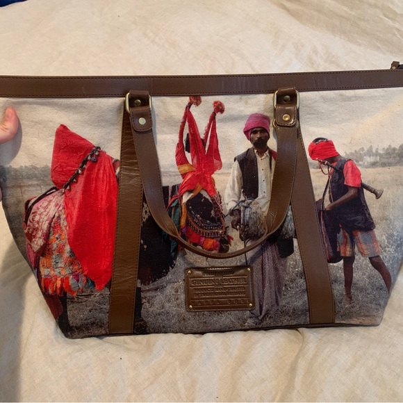 India photography tote bag with brown leather accents - Picture 4 of 16